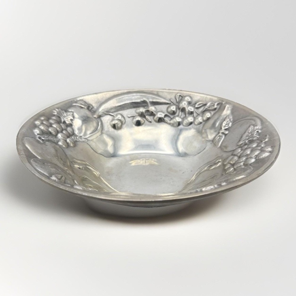 VTG, Wilton Armetale Fruit SM Serving / Salad Bowl, Vintage Pewter #366194